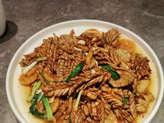 爆炒腰花-闫府私房菜·百年鲁菜(恒隆店)