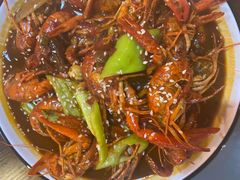 主厨秘制龙虾-虾弄弄海派小龙虾·牛羊蝎子火锅