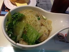 -新大咀港式茶餐厅(宝山万达店)