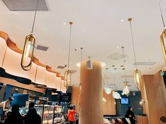 大堂-奈雪的茶(青岛卓悦里INTOWN店)