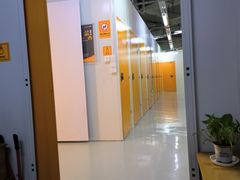 -安东易迷你仓自助寄存仓库(淞虹路店)