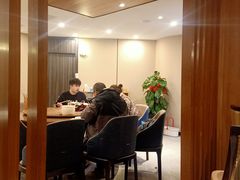 -有红鸡毛店·川菜(建设路店)