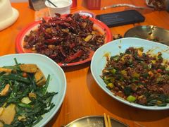 -柴窝堡22号辣子鸡·传承新疆菜