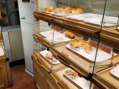 面包甜点陈列柜-新侨三宝乐面包店(崇文门店)