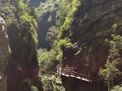 -龙水峡地缝景区