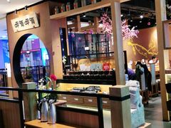 -呷哺呷哺(万达新世界店)