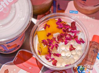 喝酸奶还有娇韵诗小样拿️这波羊毛不薅都对不起自己️