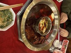 -山城年华老火锅(玉林店)