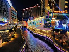 -如家酒店·neo(贵阳太平路网红街喷水池地铁站店)