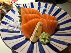 三文鱼刺身-猛式料理嘉州新光天地店