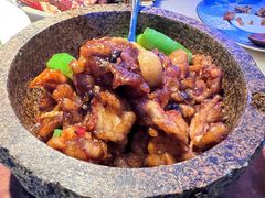 石锅杭椒牛蛙-桂满陇天书(南京德基旗舰店)
