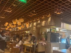 -雍和会海鲜姿造自助(湖东路店)