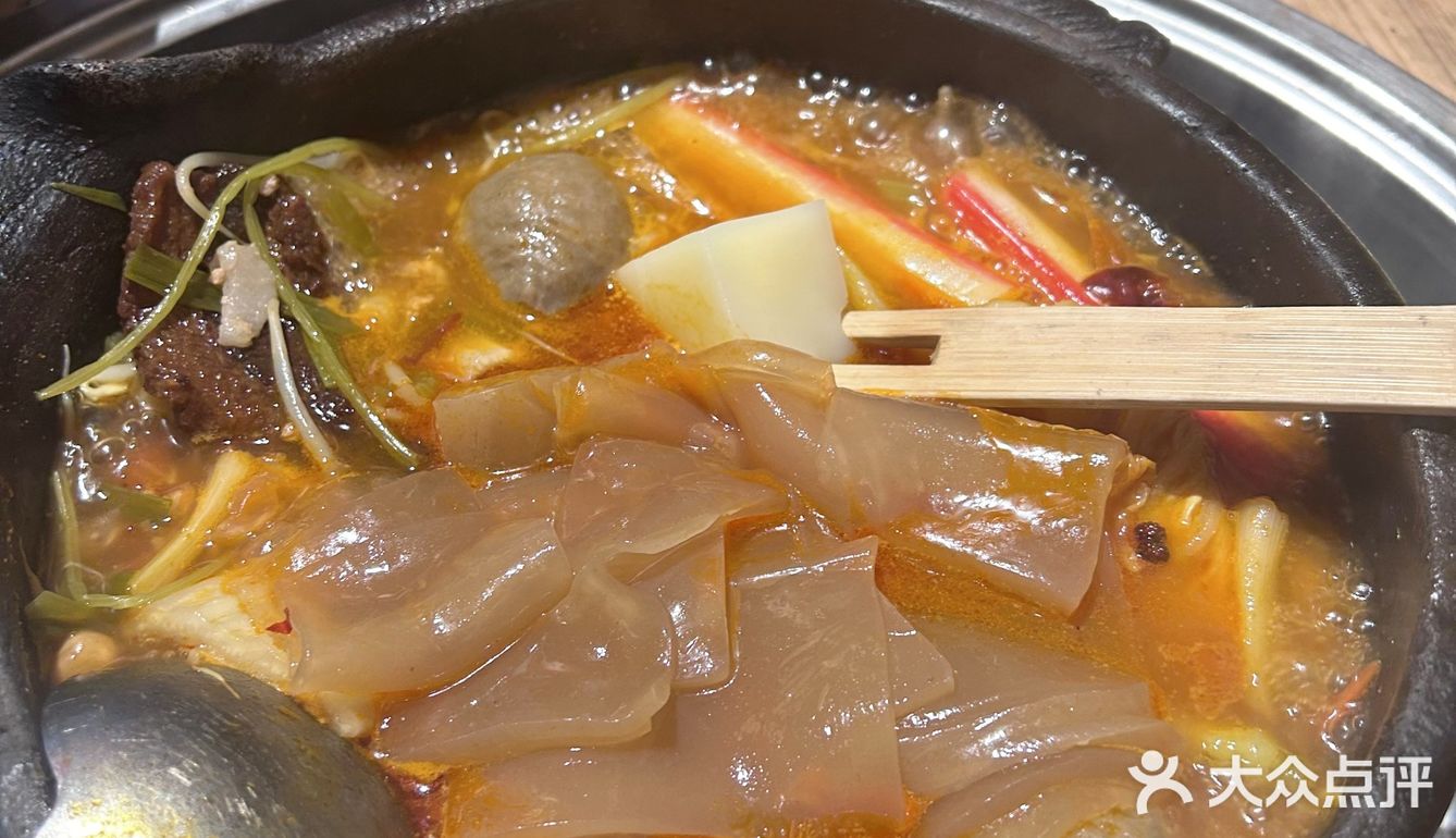 吃在成都|贵州有句老话说:三天不吃酸，走路打窜窜