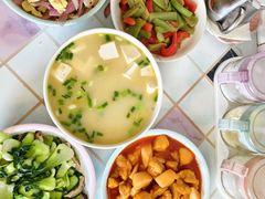 -乐禧母婴全自营月嫂(宝山店)