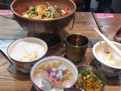 -成都你六姐·牛肉冒菜(城市集市合生汇店)