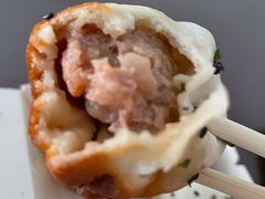虾肉生煎-东泰祥生煎馆(陕西南路店)