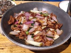 -老滇山寨•云南特色菜•地方菜•民族风情歌舞表演(金碧店)