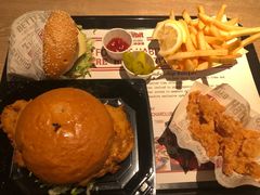 -The Habit Burger Grill 哈比特汉堡(复兴soho店)
