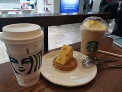 -星巴克(杭州西湖银泰1F店)