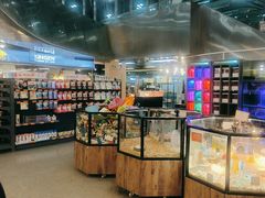 -宠物世家(仲盛世界商城店)