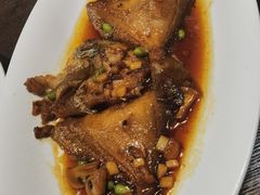 -湖畔鲁菜·二十年老字号餐厅(大明湖店)