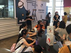 等位区-喜茶(深圳福田星河COCO Park店)