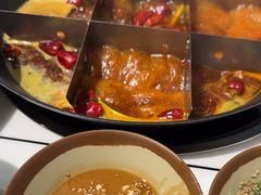 -伍师兄市井火锅(东部星悦天地店)