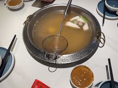 -左庭右院鲜牛肉火锅(金山万达店)
