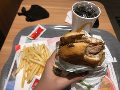 -麦当劳(玉桥中路店)