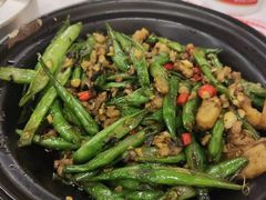 -堂瓦里·33年传统赣菜(第一街区店)