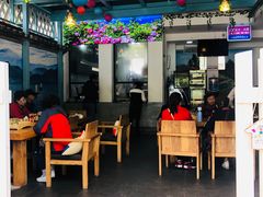 大堂-双桥园·云南过桥米线(古城南门店)