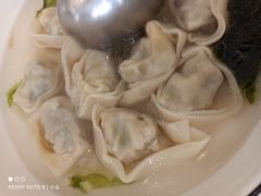 荠菜肉馄饨-老人和饭店(淮海中路店)
