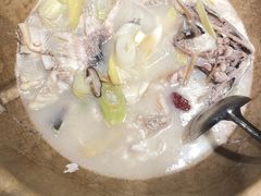 -滇香肴·云南菜蒸汽石锅鱼(云南北路店)
