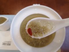 -燕庭·纯燕窝·甜品下午茶(南京西路店)