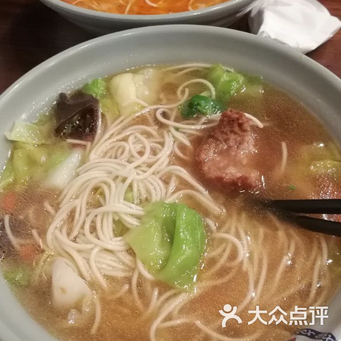 沪上一家辣肉面馆什锦素交面图片-北京小吃快餐-大众点评网