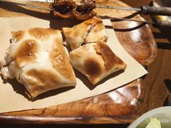 新疆烤包子-天山醉美·新疆餐厅(富华里店)