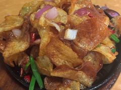 -叁个大叔的面隔壁烧烤(崇和路店)