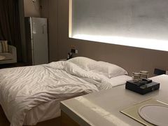 -橙曼酒店(双子塔环球中心店)