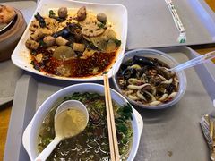 -八一路好吃街(雨田商务大厦店)