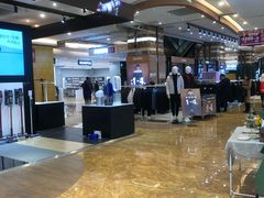 -王府井百货熙地港店