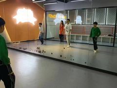 -U.P流行舞蹈文化艺术中心(财富星座店)