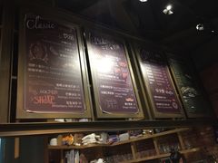 -玛格萝妮(汇智国际商业中心店)