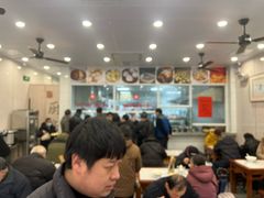 -老西白点心店