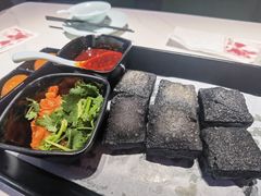 -黑色经典臭豆腐·湖南特产(步行街店)