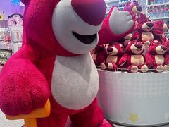 -名创优品(山东青岛华润万象城店)