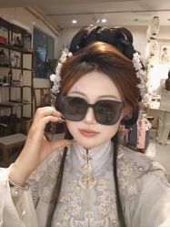 -一揽芳华汉服旗袍体验馆(拙政园店)