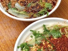 炸酱油泼面-老陈婆手工面庄