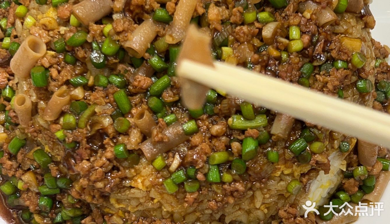 美食探店！66号海鲜音乐餐厅超满足 