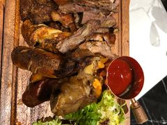烤肉拼盘-鼎鼎西餐厅