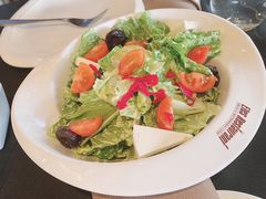 -Efes Turkish & Mediterranean Cuisine 艾菲斯餐厅(陆家嘴店)